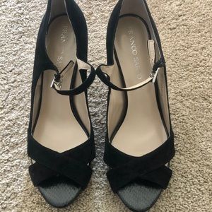 Franco Sarto Peep Toe Heel – Size 9
